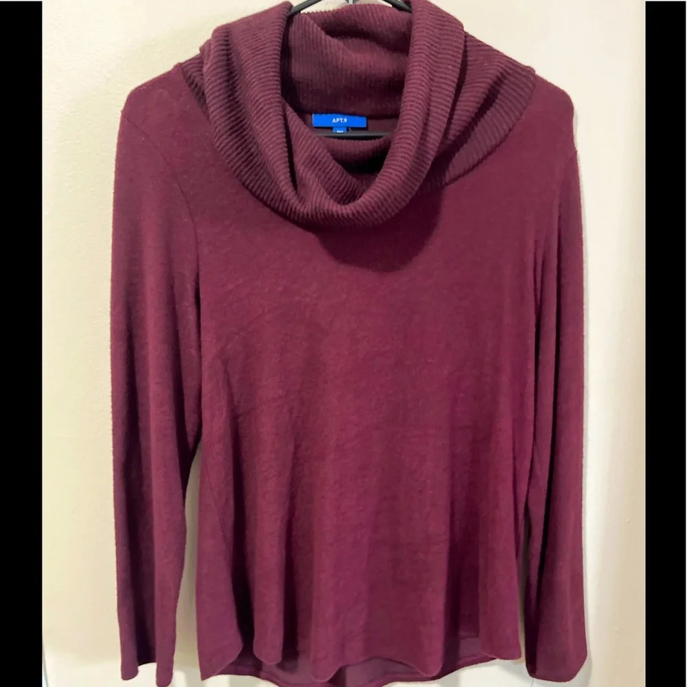 NWT Cozy Burgundy Sweater -Medium - Picture 1 of 5